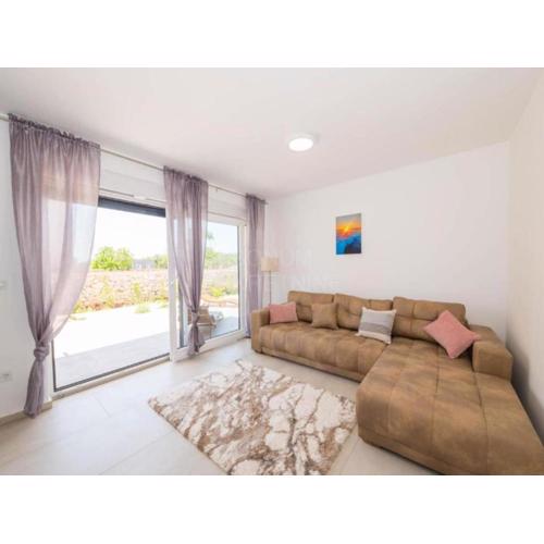 Villa Sunrise with Outdoor Pool - Four Bedroom Villa with Pool