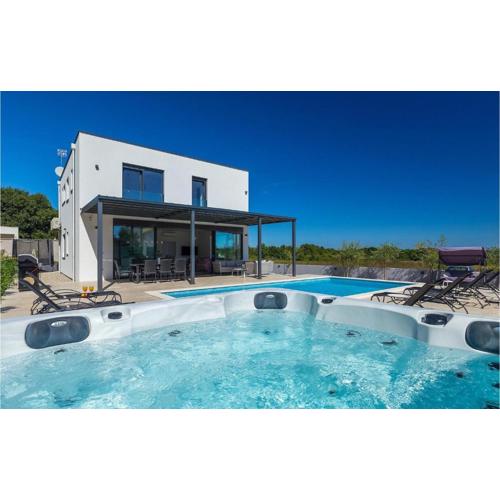 Villa Sunshine Tea