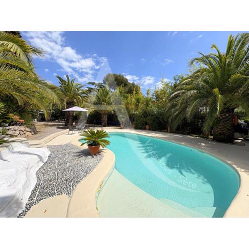 Villa T2 avec piscine privee