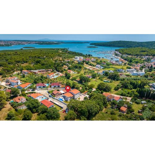Villa Tena with Private Swimming Pool