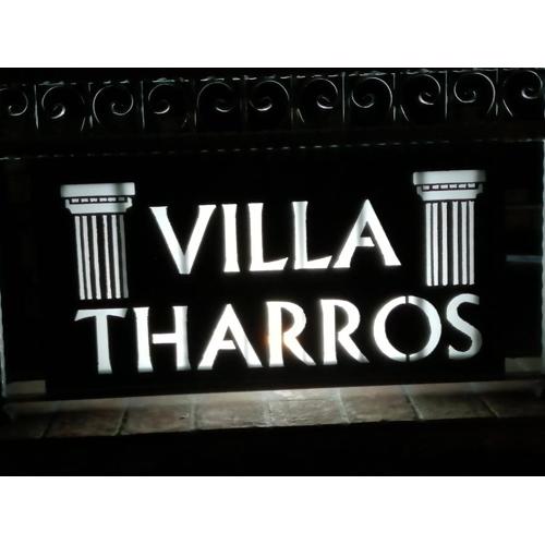 Villa Tharros