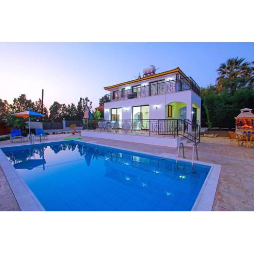 Villa Themis by Villa Plus