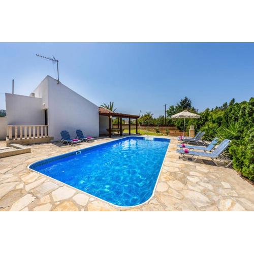 Villa Theo Sapphire by Villa Plus