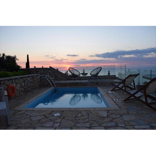 Villa Thetis with private pool where the sunsets fade away