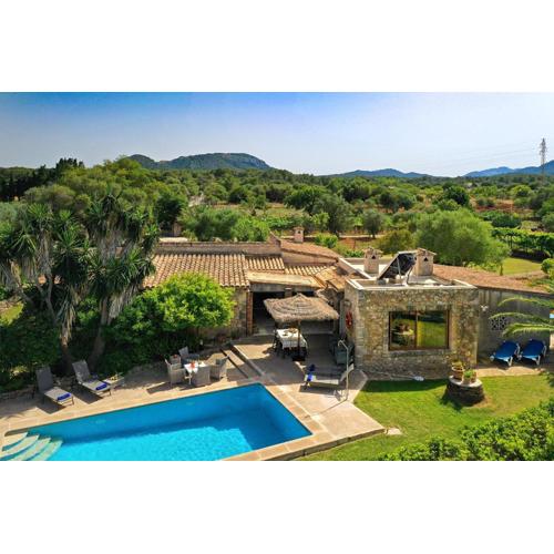 Villa TIA