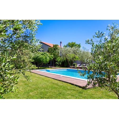 Villa Tina