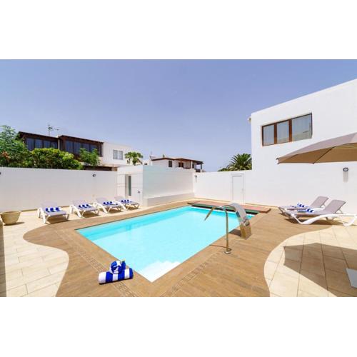 Villa Tisalaya by Villa Plus