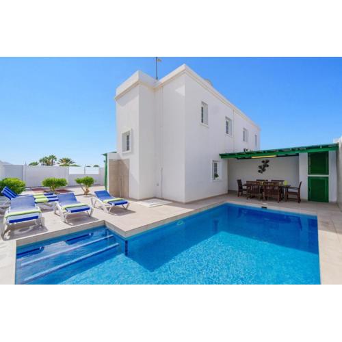 Villa Togio by Villa Plus