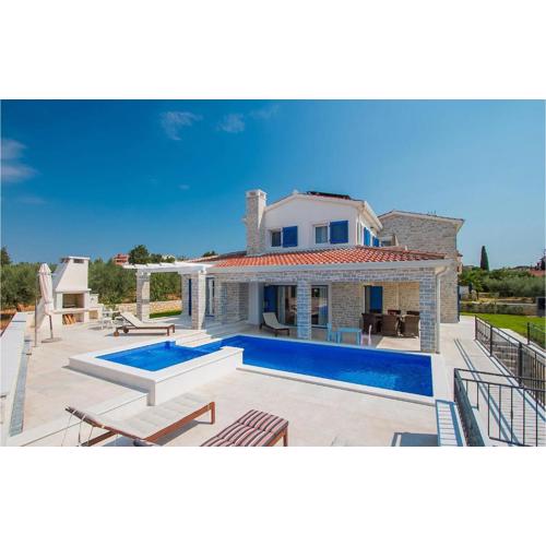 Villa Torre Iii