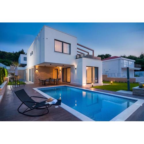 Villa Trogir Deluxe 1 6 Beautiful Bedrooms - Sea Front Private Pools - Sauna