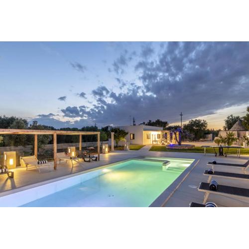 Villa Trullo Lofino by Villa Plus