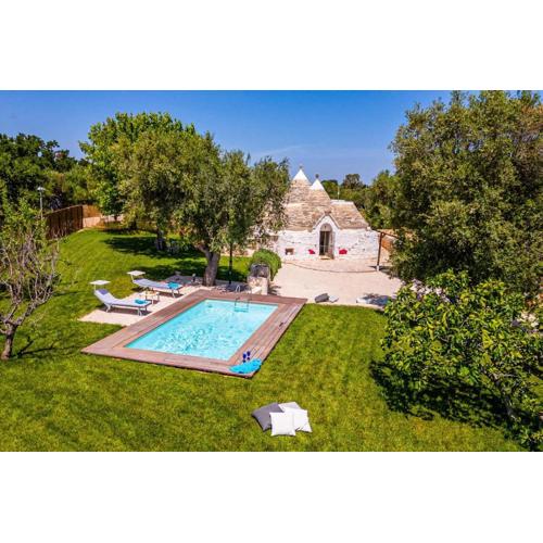 Villa Trullo Venti by Villa Plus