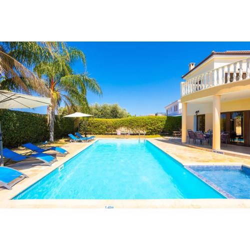 Villa Tsikkos Ena