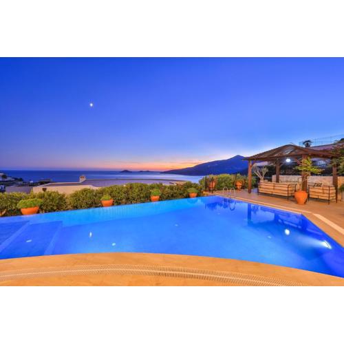 Villa Turquoise