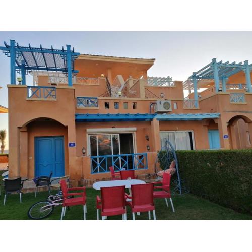 فيلا توين هاوس مميزة في قرية رويال بيتش رأس الحكمة villa twin house Royal Beach Ras El Hekma