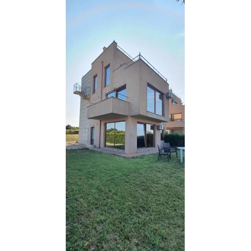 Villa Una 7A