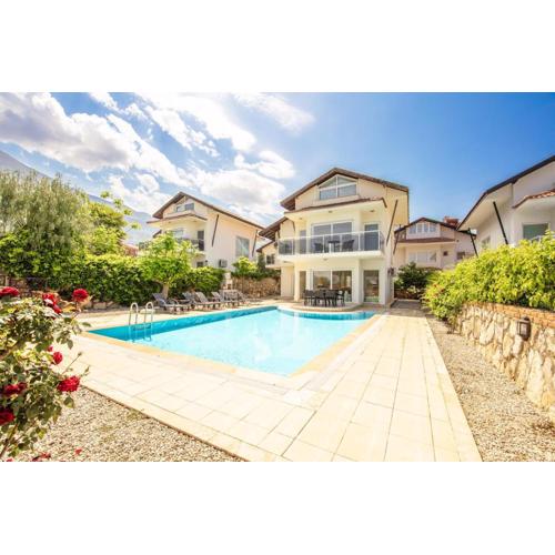 Villa Valley 5