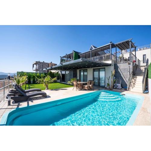 Villa Venüs; Özel Havuzu Villa