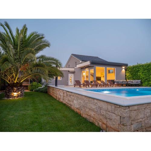 Villa Vinky