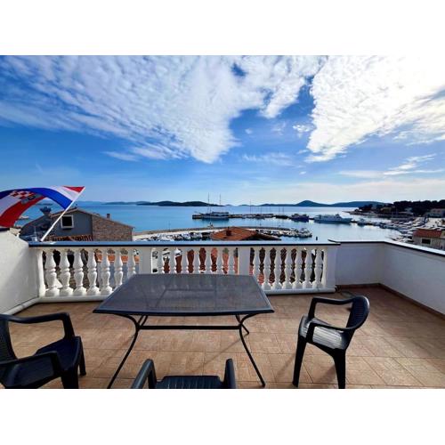 Villa Vista Sol Vodice Penthouse