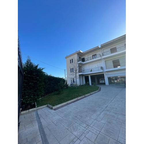 Villa VSV: Parking Spot+ View