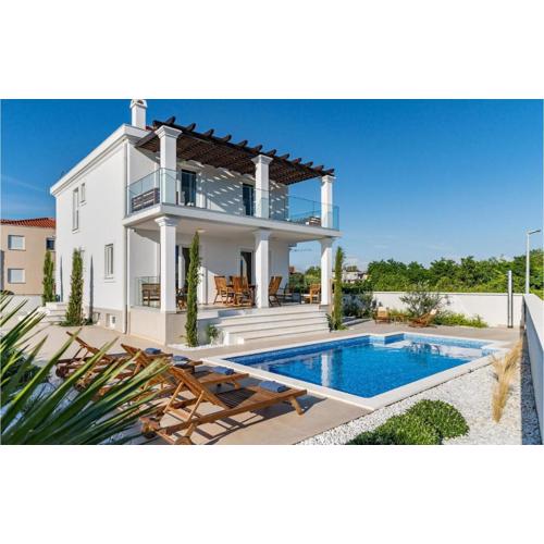Villa Wave