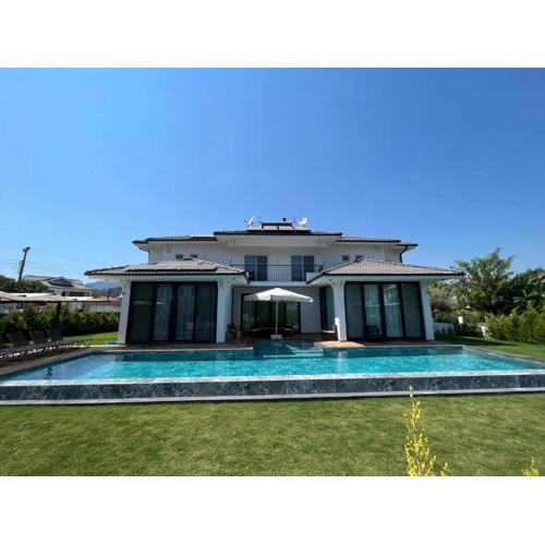 Villa White Cloud