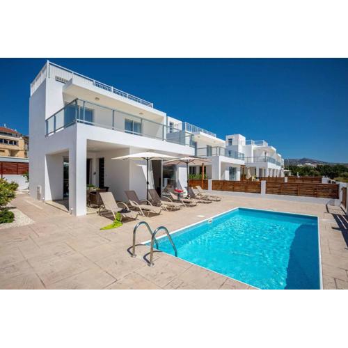 Villa White Moonflower