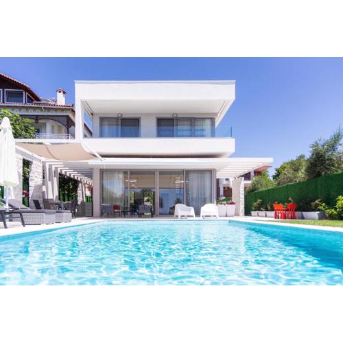Villa White Paradise