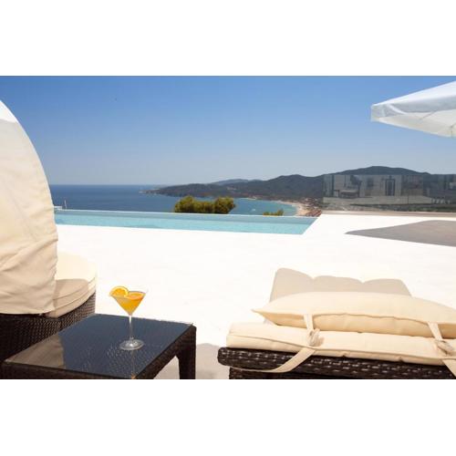 Villa White Pearl