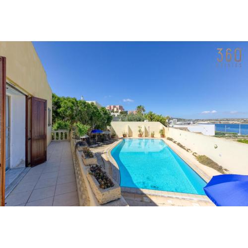 Villa with beautiful Views with pool in Mellieha by 360 Estates