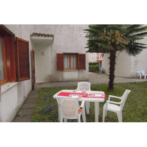 Villa with garden close to Bibione beach - Beahost