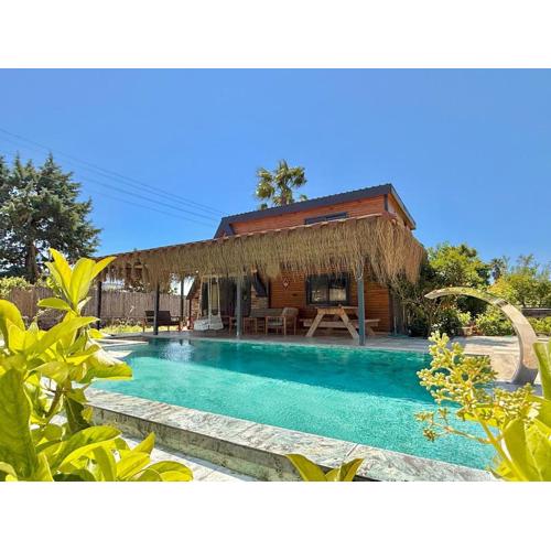 Villa with Hot Pool in Marmaris