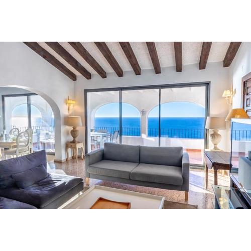 Villa With Panoramic Sea Views