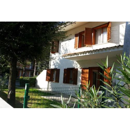 Villa with private garden and barbeque - Beahost