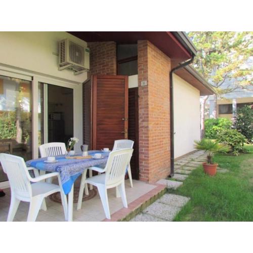 Villa with private garden near the beach and center