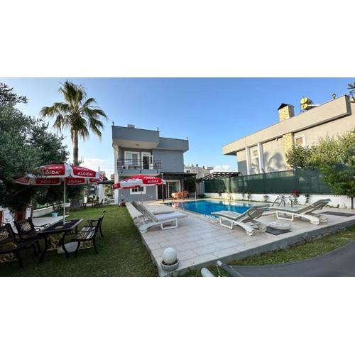 Villa with Private Pool in Alanya Konaklı