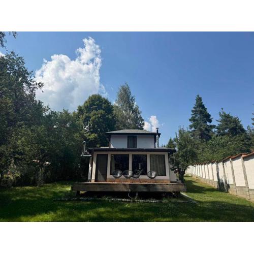 Villa Yarema Mountain Relax with Hot Jacuzzi & Sauna by BookVillaBG