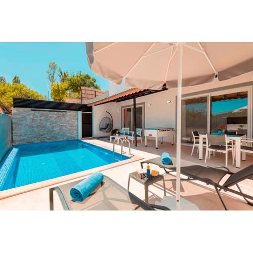 Villa Zafar - Private outdoor pool