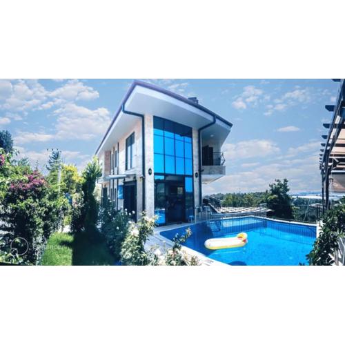 Villa15 Lodge, Five-Star Stay 5BD 5-5BA Beach Access Villa with Pool , Gym, Sauna, Alfresco Dining & Garden