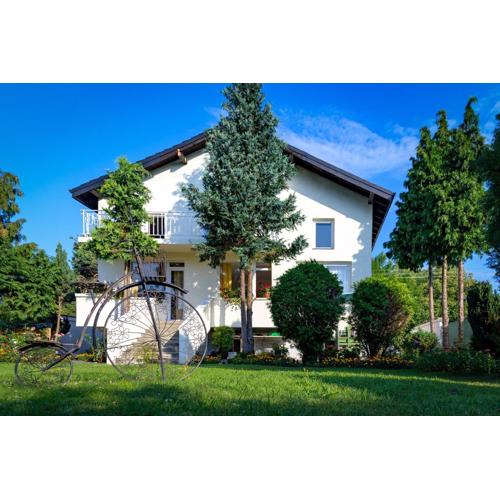 Villa \