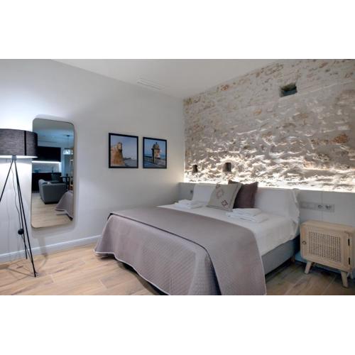 VILLAR Suites by Cadiz4Rentals