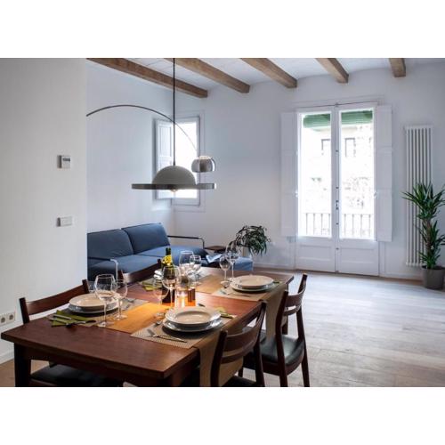 Villaroel · Modern flat in San Antoni