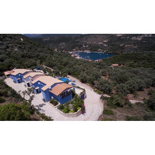 Villas Amantea- four villas with big pool and infinity pool