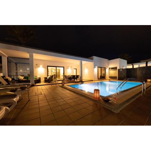 Villas Mamma Mia in Playa Blanca& Pool Private hea