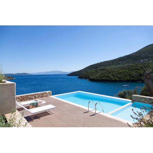 VILLAS MIRO - Luxury Villas with Direct Sea Access for 14 people
