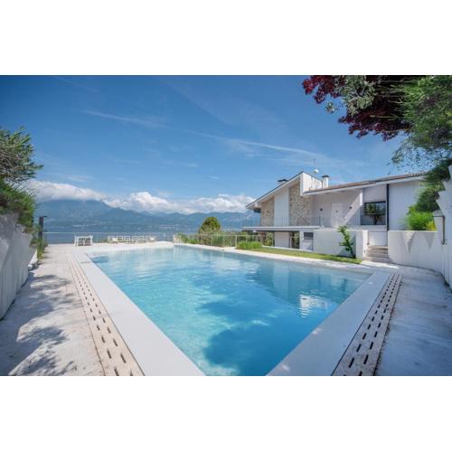 VillasGarda - Villa Lorena Carbona