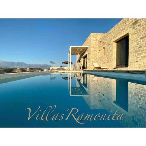 Villasramonita, saltwater-infinitypool, sunset seaview