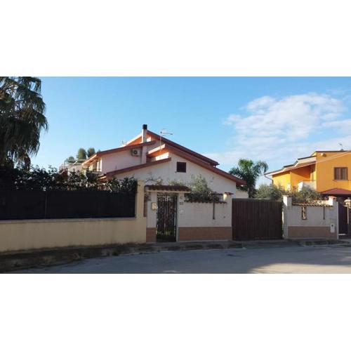 Villavenezia via Ruggero il Normanno