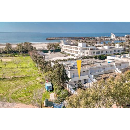 Villetta poseidone sulla spiaggia di Torre San Giovanni